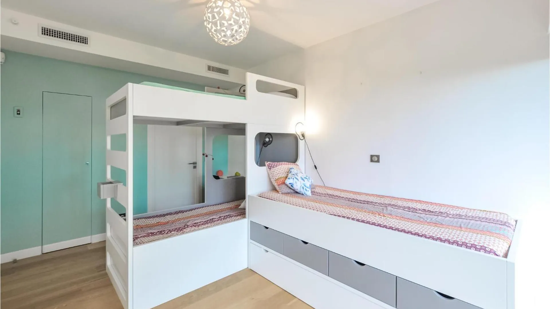 Amazing Apartment In Vallauris With Kitchen 0*,