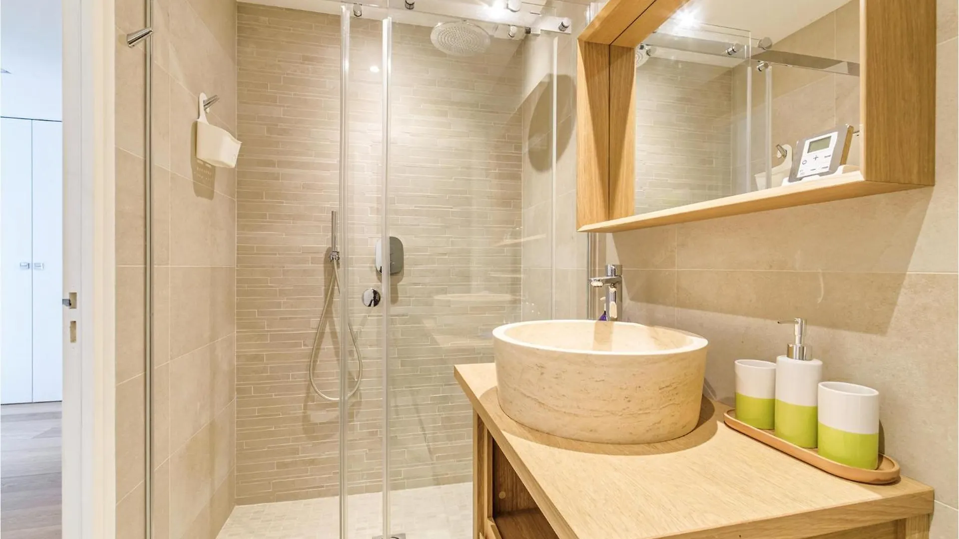 Amazing Apartment In Vallauris With Kitchen 0*,  Frankrig