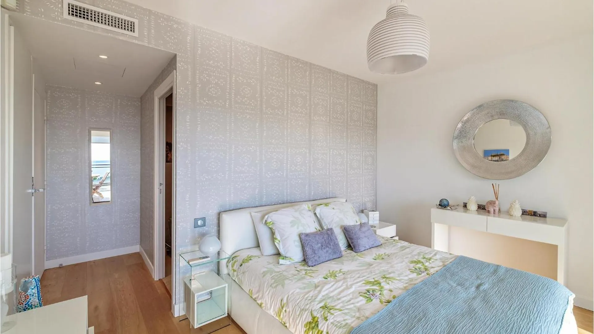 Amazing Apartment In Vallauris With Kitchen